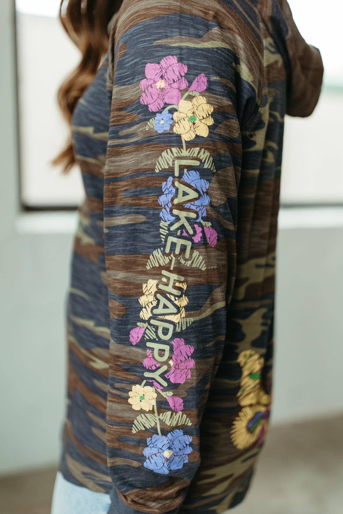 Lake Happy Long Sleeve Cowl Hooded T-Shirt Camo Flower Logo
