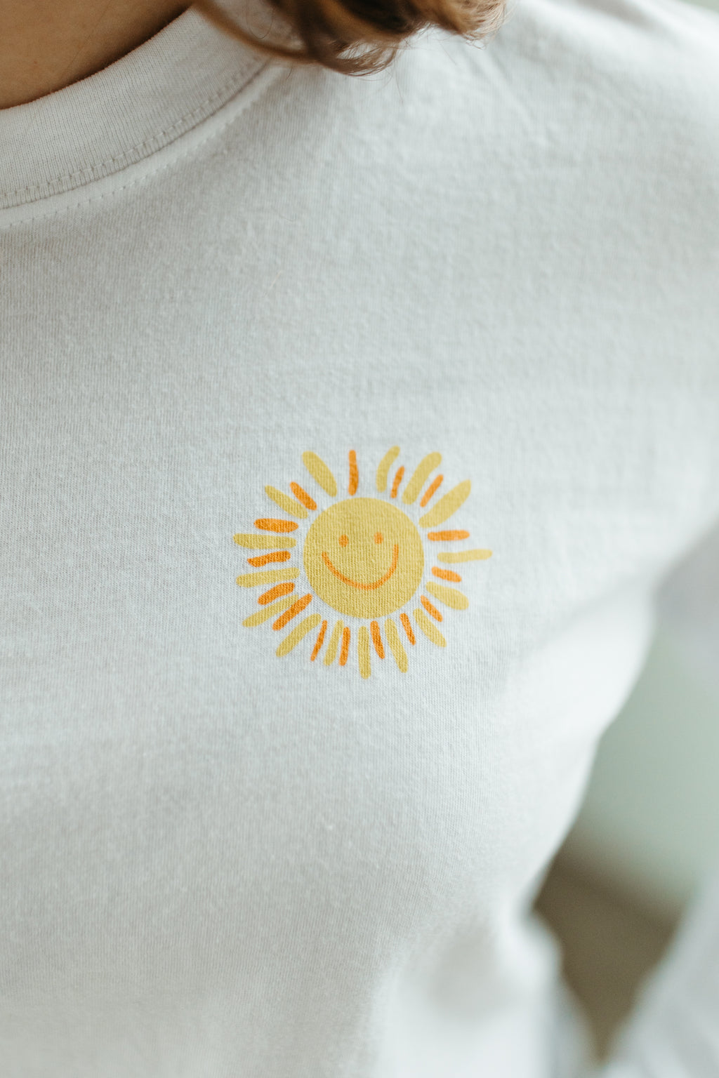 Lake Happy Long Sleeve T-shirt White Back Sun Logo Design