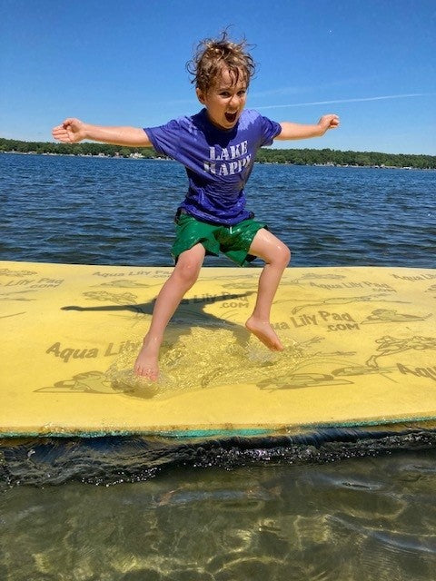 Lake Happy Youth Short Sleeve T-shirt Bleached Denim Stencil Logo Design